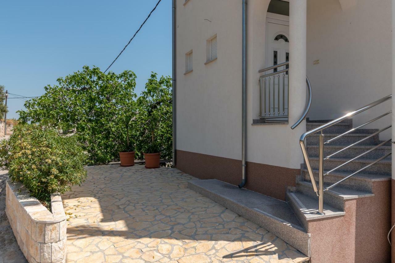 Apartman Dominik Trogir Bagian luar foto