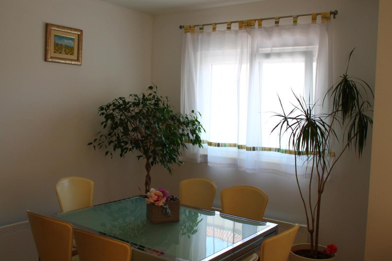 Apartman Dominik Trogir Bagian luar foto