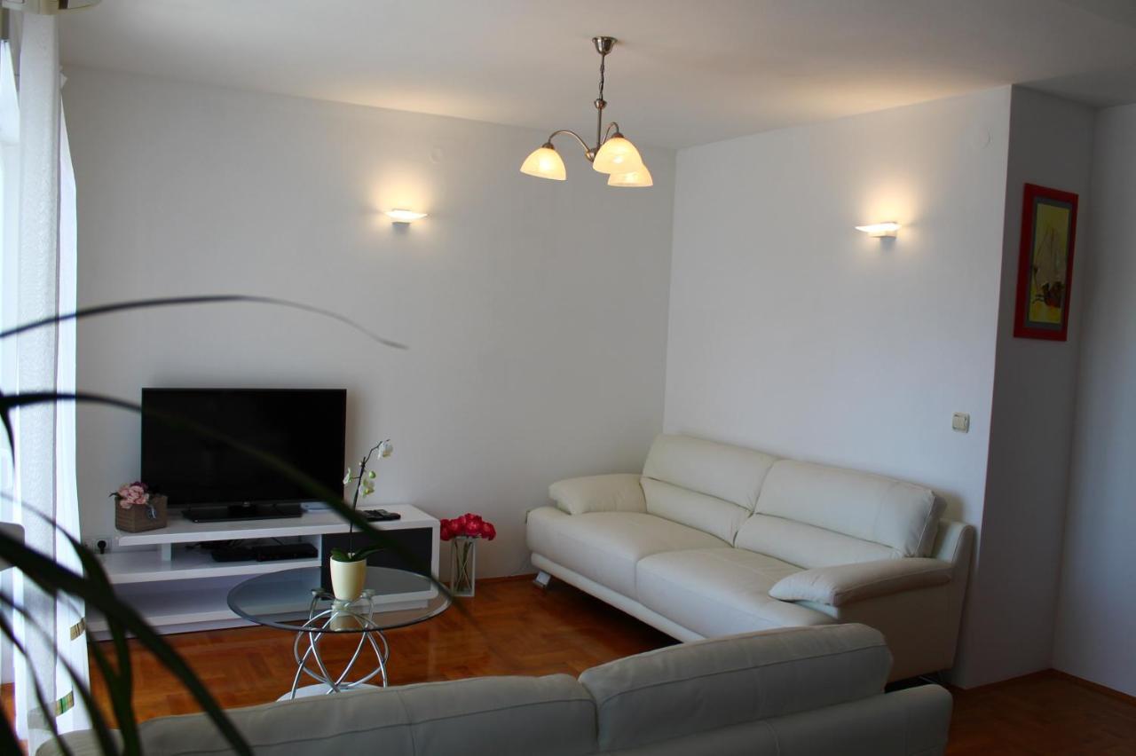 Apartman Dominik Trogir Bagian luar foto